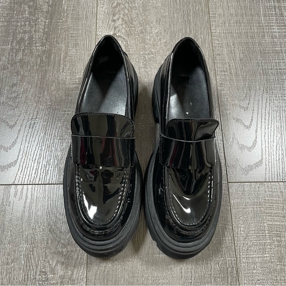 H&M Platform Loafers Patent leather black size 8 - Picture 3 of 13